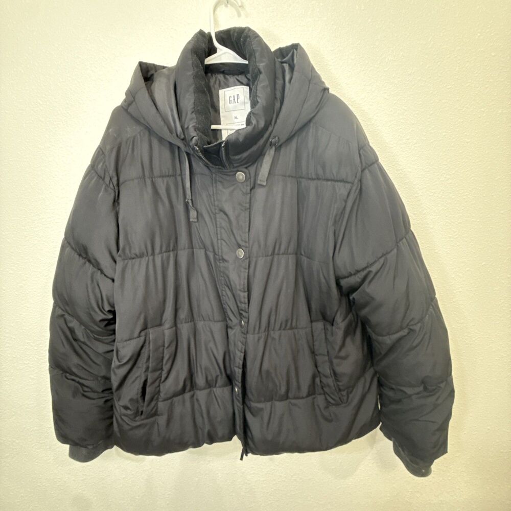 GAP ColdControl Max Short Puffer Hooded Jacket Size XL Black Water Resistant
